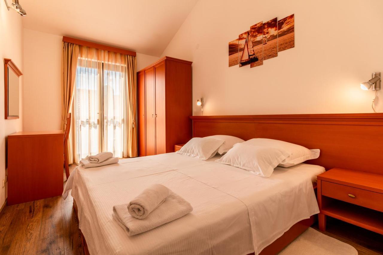 Sunny Beach Apartment Lavica Podstrana Buitenkant foto