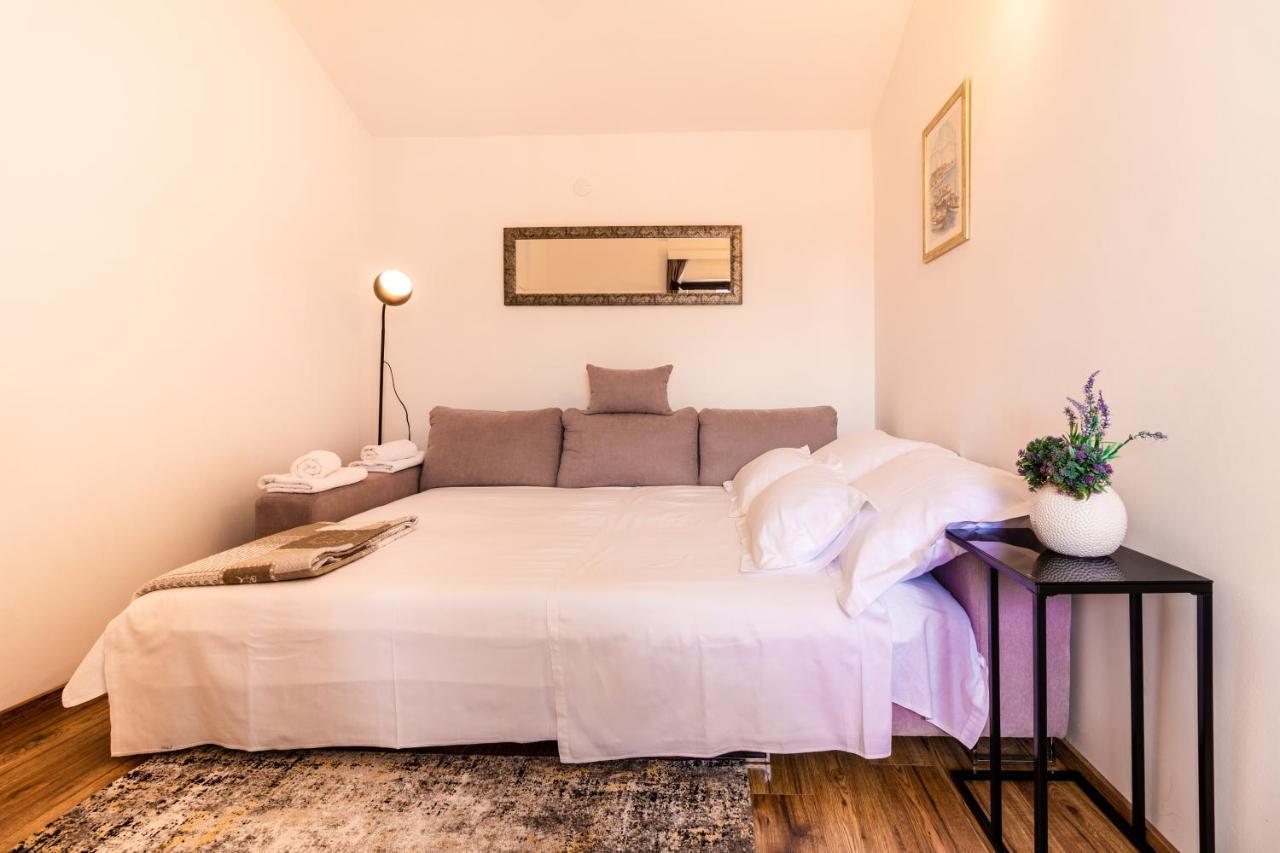 Sunny Beach Apartment Lavica Podstrana Buitenkant foto