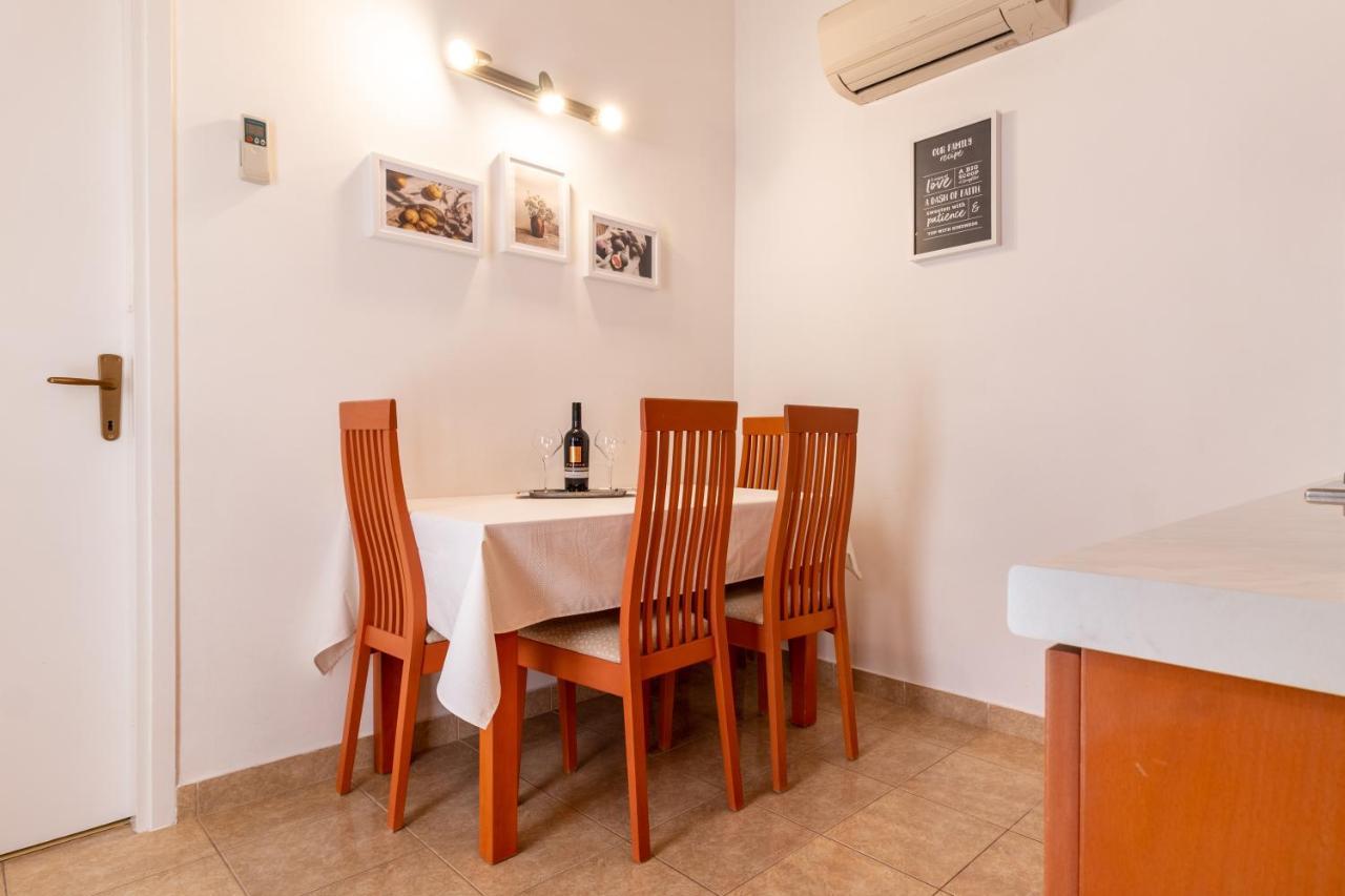 Sunny Beach Apartment Lavica Podstrana Buitenkant foto